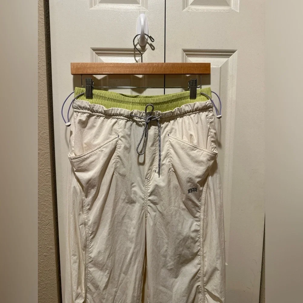 Nothomme Athletic Trousers Women’s in Pearl White , Large - Picture 7 of 15